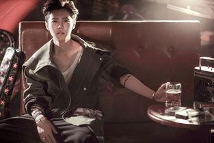 鹿哥爆料嘴哥视频播放,嘴哥视频播放背后的惊人真相